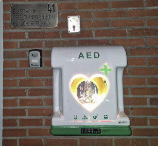 AED.jpg